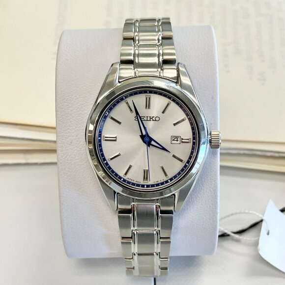Seiko Women's Silver And Blue Colored Watch - Picture 6 of 7